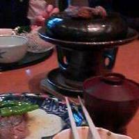 日本料理 おりじん - お肉を焼くコンロ