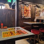 大分からあげと鉄板焼 勝男 - 1階