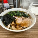 青島食堂 - 青島ラーメン大盛　茹ホウレン草増し
