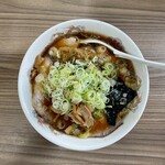 青島食堂 - 青島チャーシュー麺大盛＋自家製メンマ増し５０円＋刻みねぎ増し５０円