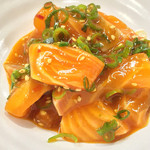 活兵衛 - サーモンユッケ♩