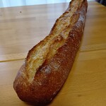 ブーランジェリー クク - 料理写真:バゲット