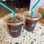 EN/ME - ドリンク写真:アイスコーヒー（中煎りと浅煎りがありました）