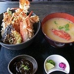 浜ゆう - 豪快伊勢えび老丼ぶり