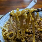 元祖スタミナ満点らーめん すず鬼 - 麺