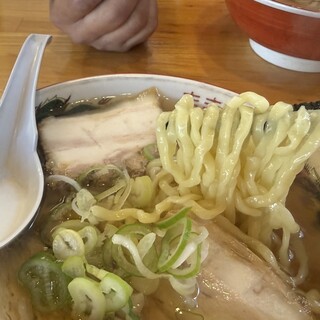 ラーメンうめ八_1