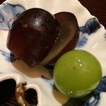 さえ喜 - デザートのマスカット　緑はシャインマスカット