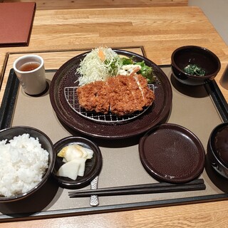トンカツ・トンしゃぶ ケンボロー - 料理写真: