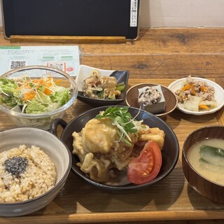 玄米カフェ 実身美 _1