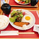 ロイヤルホスト - 