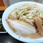味噌麺処 花道庵 - もりもり野菜味噌ラーメン（麺大盛）。炒め煮ヤサイもたっぷりです