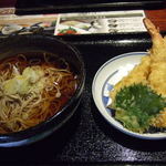 ここ一軒で山口県 アンド吉祥 - 天ざるそば（温）