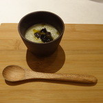 リストランテ サクラ - 冬瓜の温かいポタージュ、烏賊の墨煮、オレンジピール添え