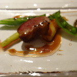 リストランテ サクラ - 鴨のソテー、葱とワインビネガーのコンフィ