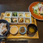 ダイナミックキッチン＆バー 燦 - 