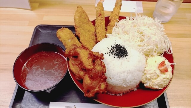 気さくな店主さまと明るく気持ちのいい店員さん 美味しく楽しくデカ