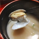 横濱うし処 牛味蔵 - 味噌汁のあさり このサイズのが2個入ってました