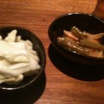 Tosaka-na Dining Gosso - お通し2種　レタスとトマト煮315円