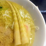 縁 - 青森シャモロックと焼きあごの中華そば　2015年3月