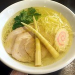 縁 - 青森シャモロックと焼きあごの中華そば　2015年3月