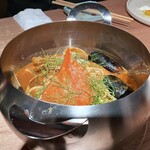 rauf - 蟹も溺れる海賊パスタ