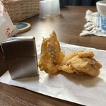 から揚げドンドン - 大きさ分かるようにジッポ置きました｡