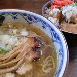 じゃじゃ。 - 中華そば＆お肉ご飯