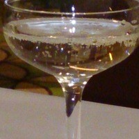 南国酒家 原宿本店 - お誕生日コースの食前酒、シャンパン