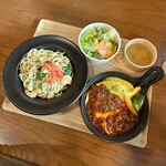 村レストラン ポワール - 料理写真:【よくばりセット】
・パスタ ジェノベーゼ
・オムライス 牛すじトマト
・サラダ
・スープ