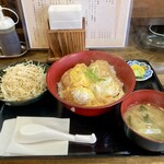 とんかつ酒場 豚将軍 - 料理写真:モーニング豚カツ丼
