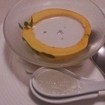 礼華　青鸞居 - 2015年3月　パパイヤの器入りタピオカココナッツミルクと燕の巣