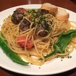 ビストロ・ソングラム - サルシッチャと万願寺とうがらしのペペロンチーノ（大盛）