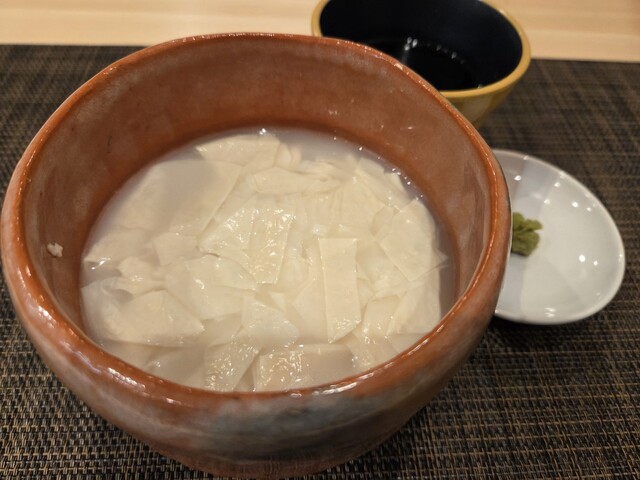 京生湯葉の汲み上げ