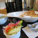 ヒレ辛ｶﾚｰﾗｲｽｾｯﾄ　1230円