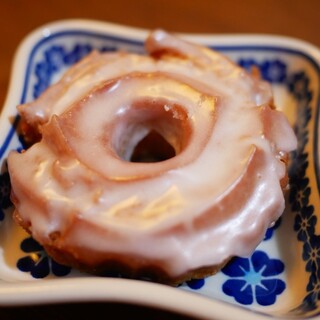 HUGSY DOUGHNUT_0