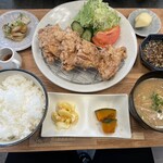 ハリノトキ - 油淋鶏定食　豚汁変更