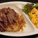 アーレス・コート - ステーキ丼