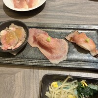 近江うし焼肉 にくTATSU 日本橋室町店 - 