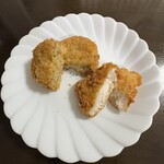 mogumogu kitchen - 牛肉コロッケ、白身魚のフライ