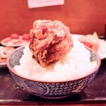 たらふくちゃん - 『本日の定食（1000円税込）』
            　『鶏からあげ＆すずき昆布〆』