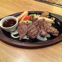 本格肉料理 丸小 - 黒毛和牛鉄板焼き