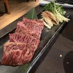 炭火焼肉 焼きしゃぶ にく式 - 