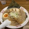 コツコツラーメン 三十六番 - 料理写真:レギュラーから背脂こってりラーメン背脂3杯！細麺が美味しい！