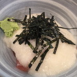 しげきん - まぐろ山かけ。料理は全品340円。嬉しい限りです。