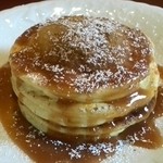 さとやまカフェ - リコッタチーズのパンケーキ、リンゴキャラメル
