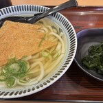 うちだ屋 - 料理写真:きつねうどん 490円
わかめ 120円←トッピング