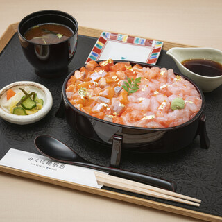 美食都市アワード2025受賞！「三国港甘えび料理」を提供！