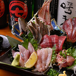 海鮮・寿司居酒屋 七福 - その他写真:刺身の盛り合わせ5種