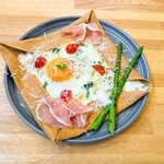 WIM - 料理写真:春野菜と生ハムのガレット