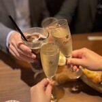 グリル&ワインBonSante - ドライバー旦那くん到着…
コーラで乾杯♪(*^^)o∀*∀o(^^*)♪